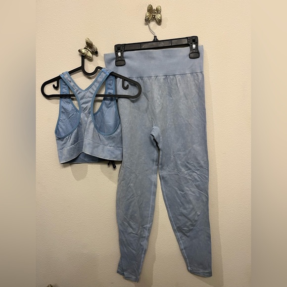 PINK Victoria's Secret Light Blue Activewear Set - Picture 6 of 7